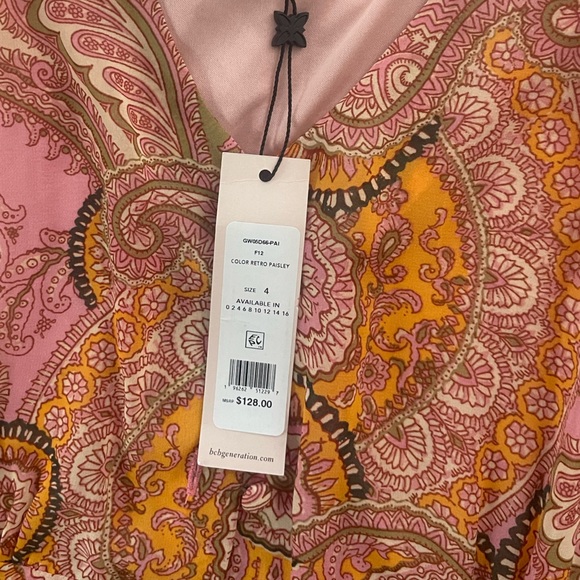 NWT BCBG patterned midi dress with buttons - Picture 6 of 10